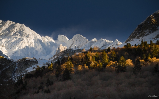 Couleurs d'automne sur les Pyrénées